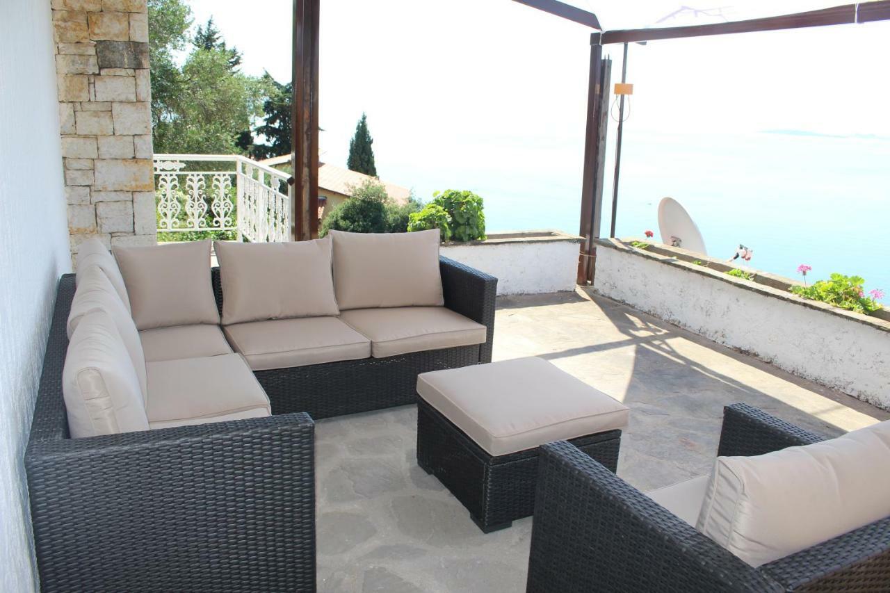 Aris Studio Corfu Pyrgi  Exteriör bild